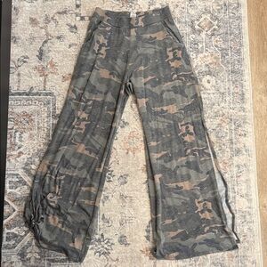 Camouflage Wide-Leg Pants